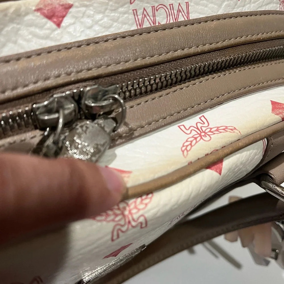 MCM WHITE VISETOS HANDBAG - Picture 8 of 16